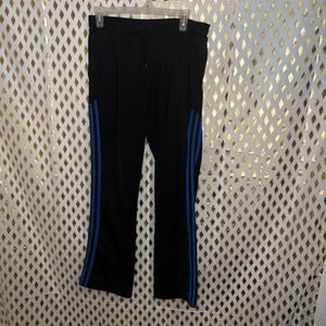 Adidas women’s track pants blue stripe size M